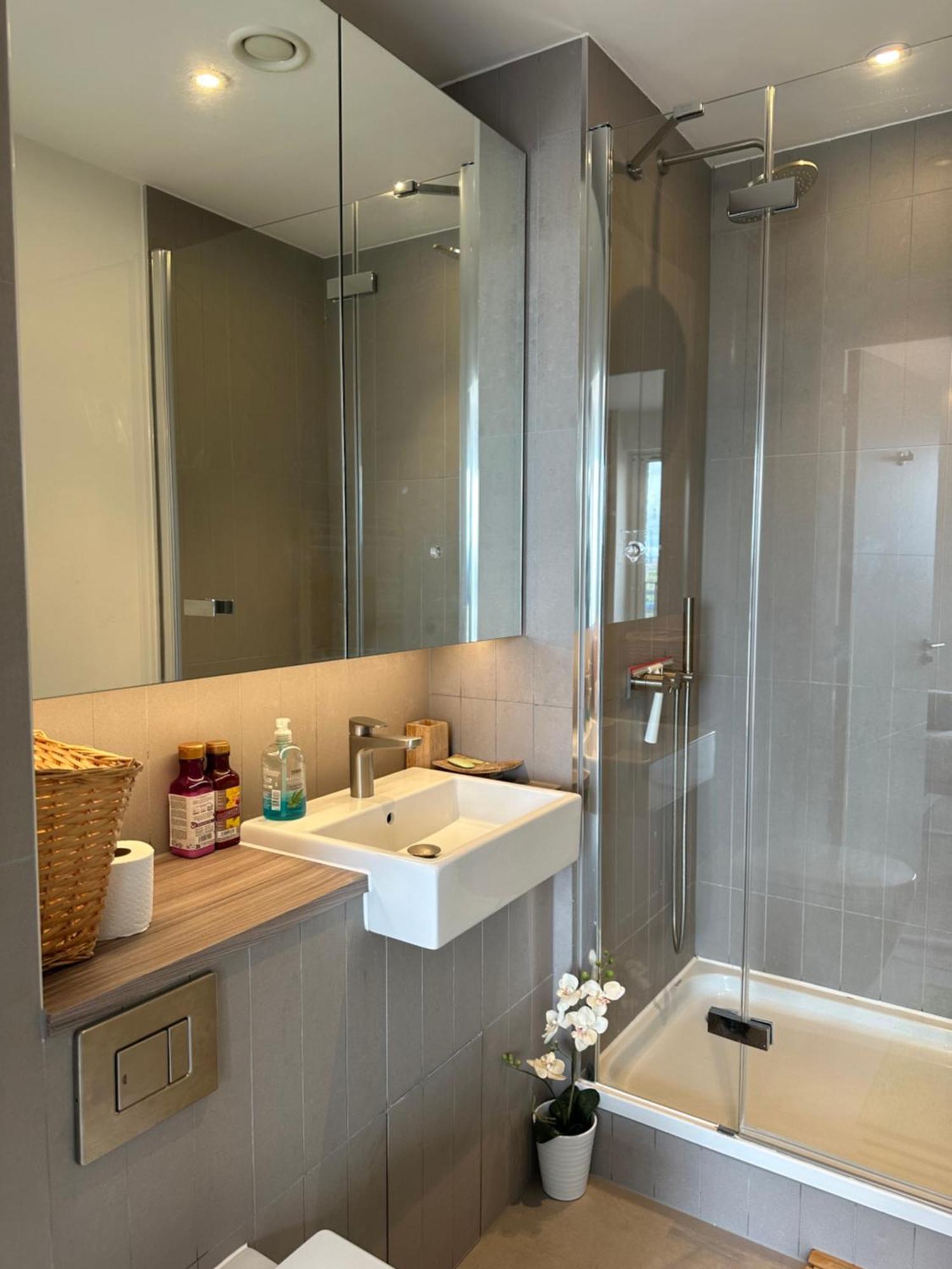 Luxury 3 Bedroom Flat In Stratford, Appartamento